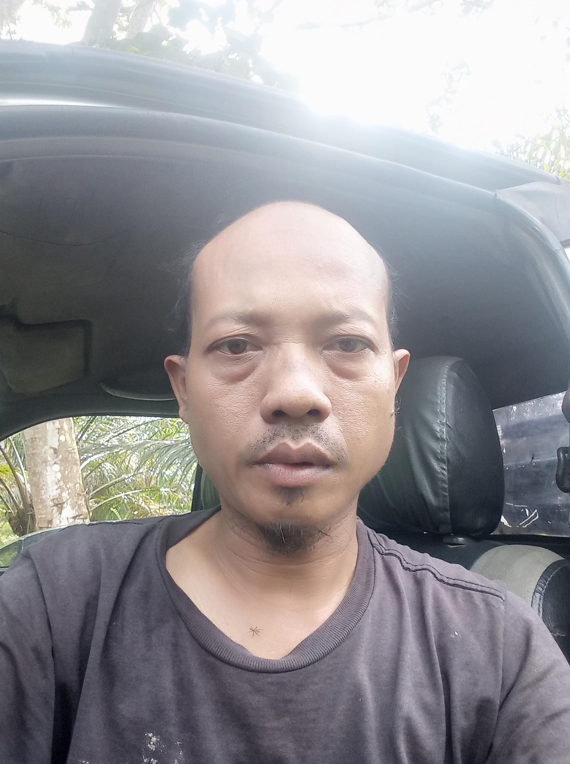 Umar Maknawi